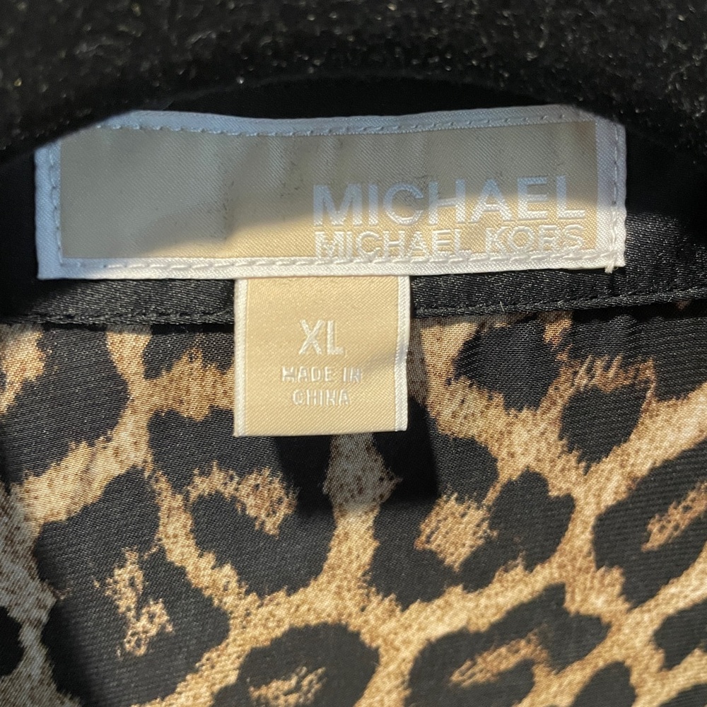 Micheal Kors leopard blouse - Picture 3 of 5